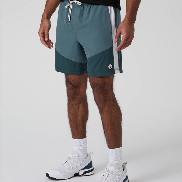 Vuori Kore Short X1 Lined Classic Fit 7
